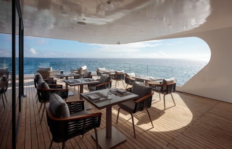 Ecuador Galapagos Tours, Galapagos Islands Luxury, Galapagos Islands Ultra Luxury, Ecuador Ultra Luxury Trips, Galapagos Ultra Luxury Cruise